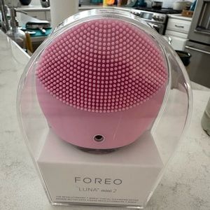 EUC FOREO LUNA mini 2 Silicone Dual-Sided Facial Cleansing Brush